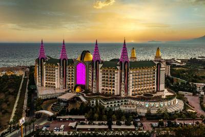 Delphin Imperial