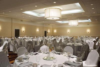 Embassy Suites by Hilton Cleveland Beachwood