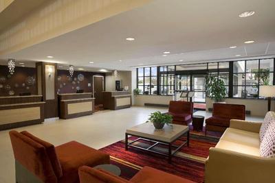 Embassy Suites by Hilton Cleveland Beachwood