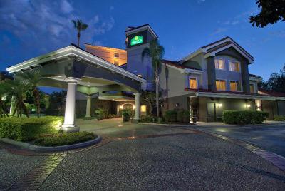 La Quinta Inn and Suites Orlando Convention Center