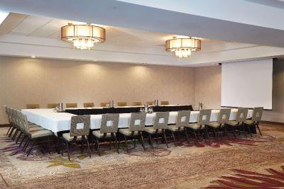 DoubleTree by Hilton Irvine - Spectrum