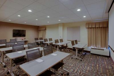 Hampton Inn Richmond-West
