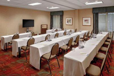 Hilton Garden Inn Chicago OHare Airport