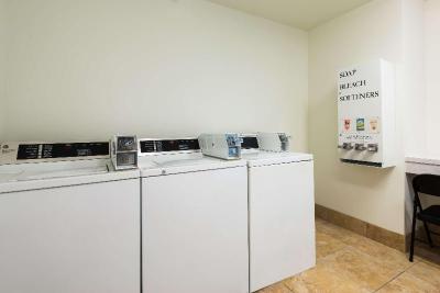 Homewood Suites Riverport Airport West