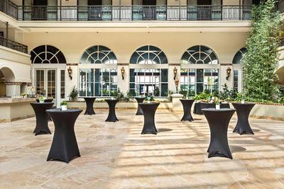 Embassy Suites by Hilton LAX Airport South