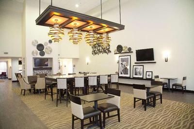 Hampton Inn & Suites Alpharetta
