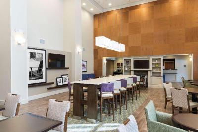 Hampton Inn & Suites Hartford-Manchester