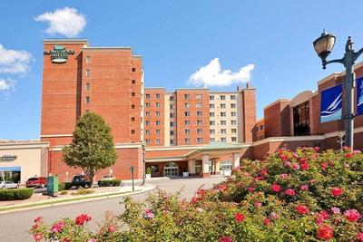 Homewood Suites by Hilton Edgewater-NYC Area