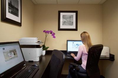 Hampton Inn & Suites Providence/Warwick-Airport
