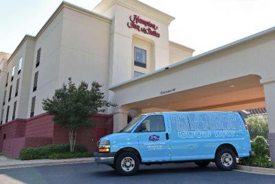 Hampton Inn & Suites Alexandria