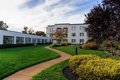 DoubleTree Suites by Hilton Hotel Mt. Laurel