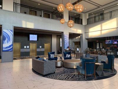 DoubleTree Suites by Hilton & Conf Ctr Chicago