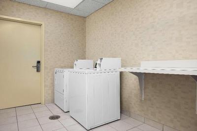 Hampton Inn Syracuse Clay