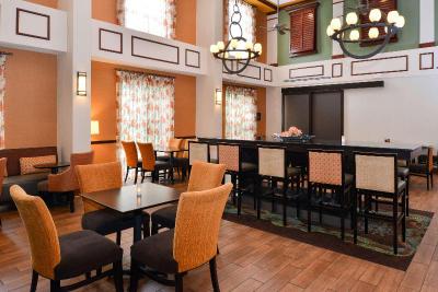 Hampton Inn & Suites Plymouth