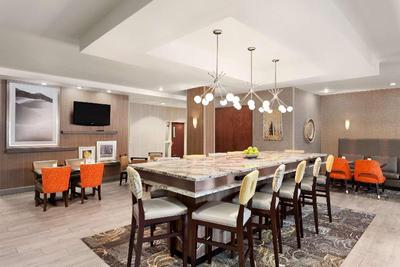 Hampton Inn & Suites Denver-Cherry Creek