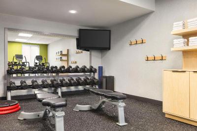 Spark by Hilton Germantown Washington DC North
