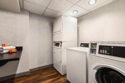 Spark by Hilton Germantown Washington DC North