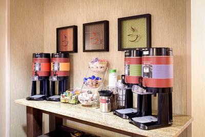 Hampton Inn & Suites Chicago St. Charles