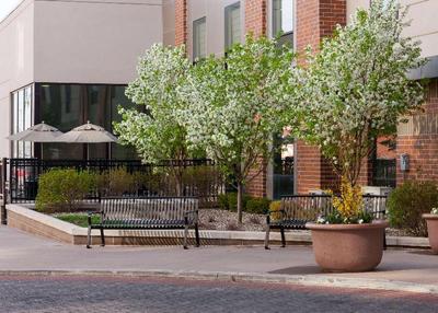 Hampton Inn & Suites Omaha-Downtown