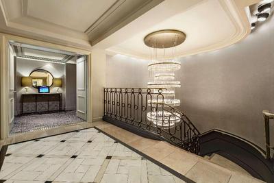 Hilton Checkers Los Angeles