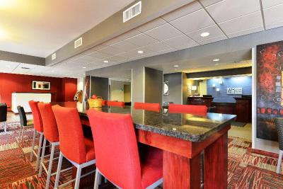 Holiday Inn Express Corning - Painted Post