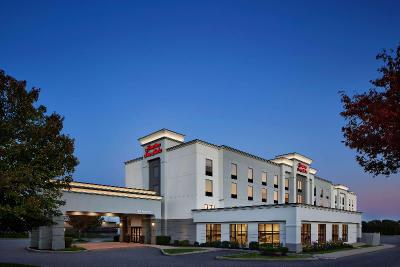 Hampton Inn & Suites New Haven South-West