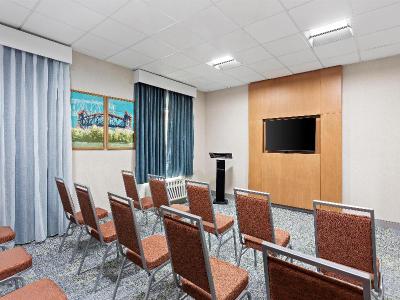 Hampton Inn & Suites Bolingbrook