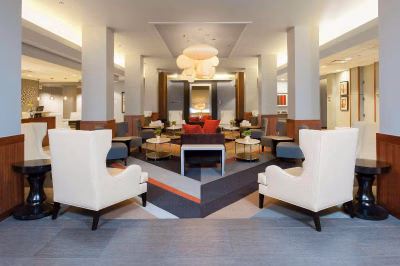 DoubleTree by Hilton Hotel Chicago North Shore