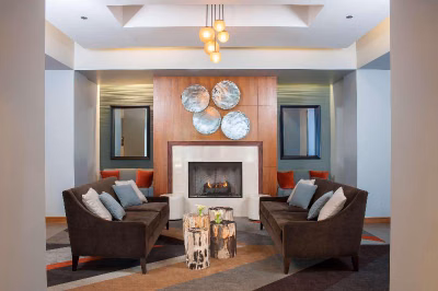 DoubleTree by Hilton Hotel Chicago North Shore