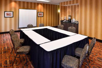 Hampton Inn Chicago-Carol Stream