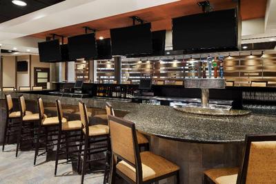 DoubleTree by Hilton Somerset Hotel & Conf Ctr