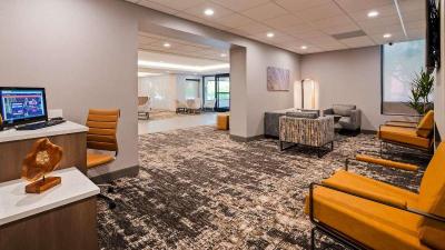 SureStay Plus Hotel by Best Western Chicago Lombar