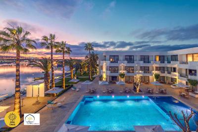 Dawliz Resort & Spa