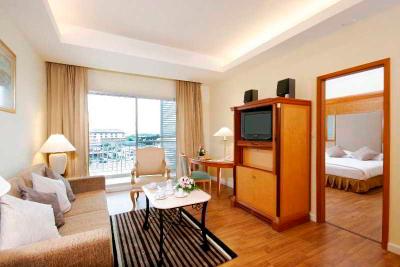 Kameo Grand Hotel & Serviced Apartments, Rayong