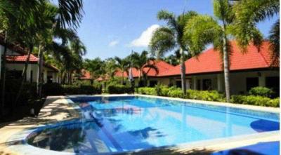 Smile House & Pool