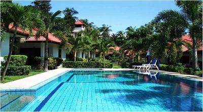 Smile House & Pool