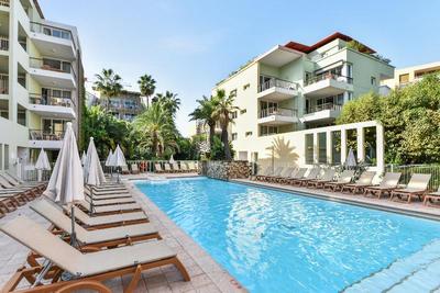 Pierre & Vacances Premium Port Prestige