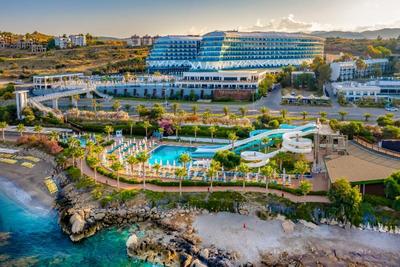 Vikingen Infinity Resort & Spa