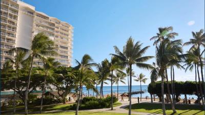 Waikiki Shore by Outrigger