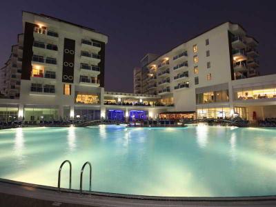 Cenger Beach Resort & Spa 