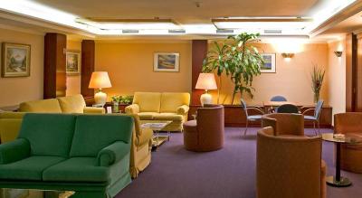 Acacia Suite