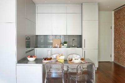 Eric Vokel Madrid Suites