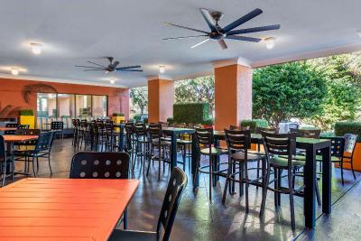 Comfort Inn & Suites Universal Orlando Resort