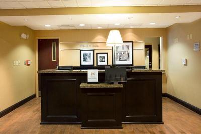 Hampton Inn & Suites Laurel, MS