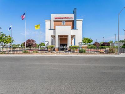 Hampton Inn & Suites Farmington