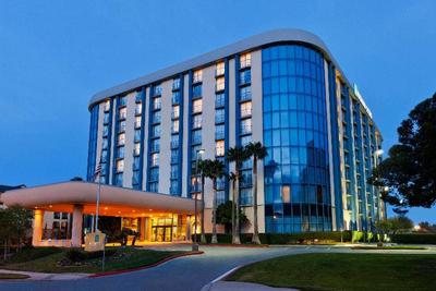Embassy Suites San Francisco Airport - South San