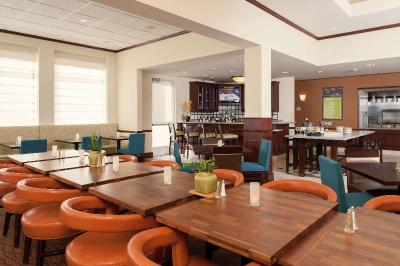 Hilton Garden Inn St PaulOakdale
