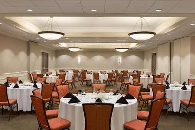 DoubleTree by Hilton Hotel Hartford - Bradley
