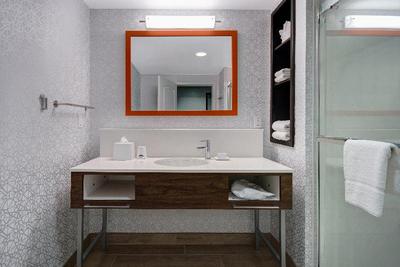 Hampton Inn & Suites Yonkers