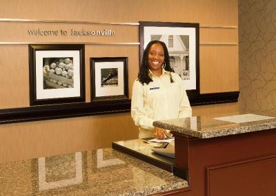 Hampton Inn & Suites Jacksonville-Airport